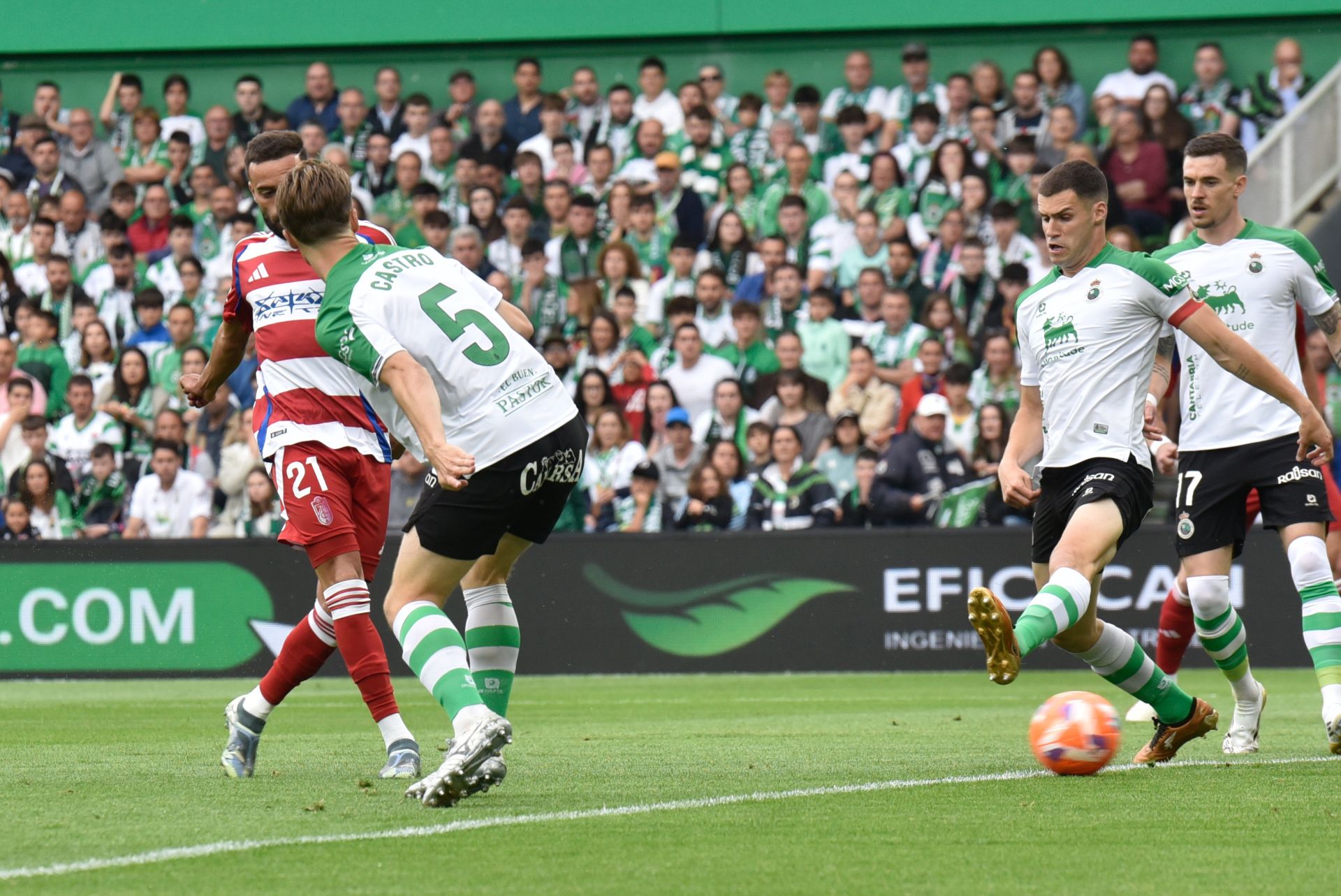 El Racing - Granada CF, en imágenes