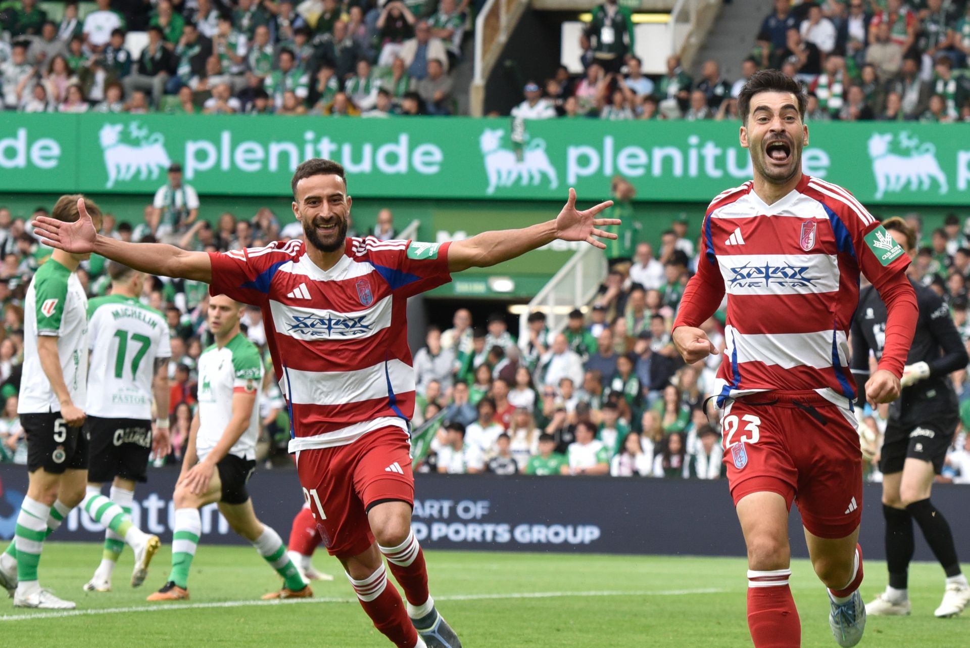 El Racing - Granada CF, en imágenes