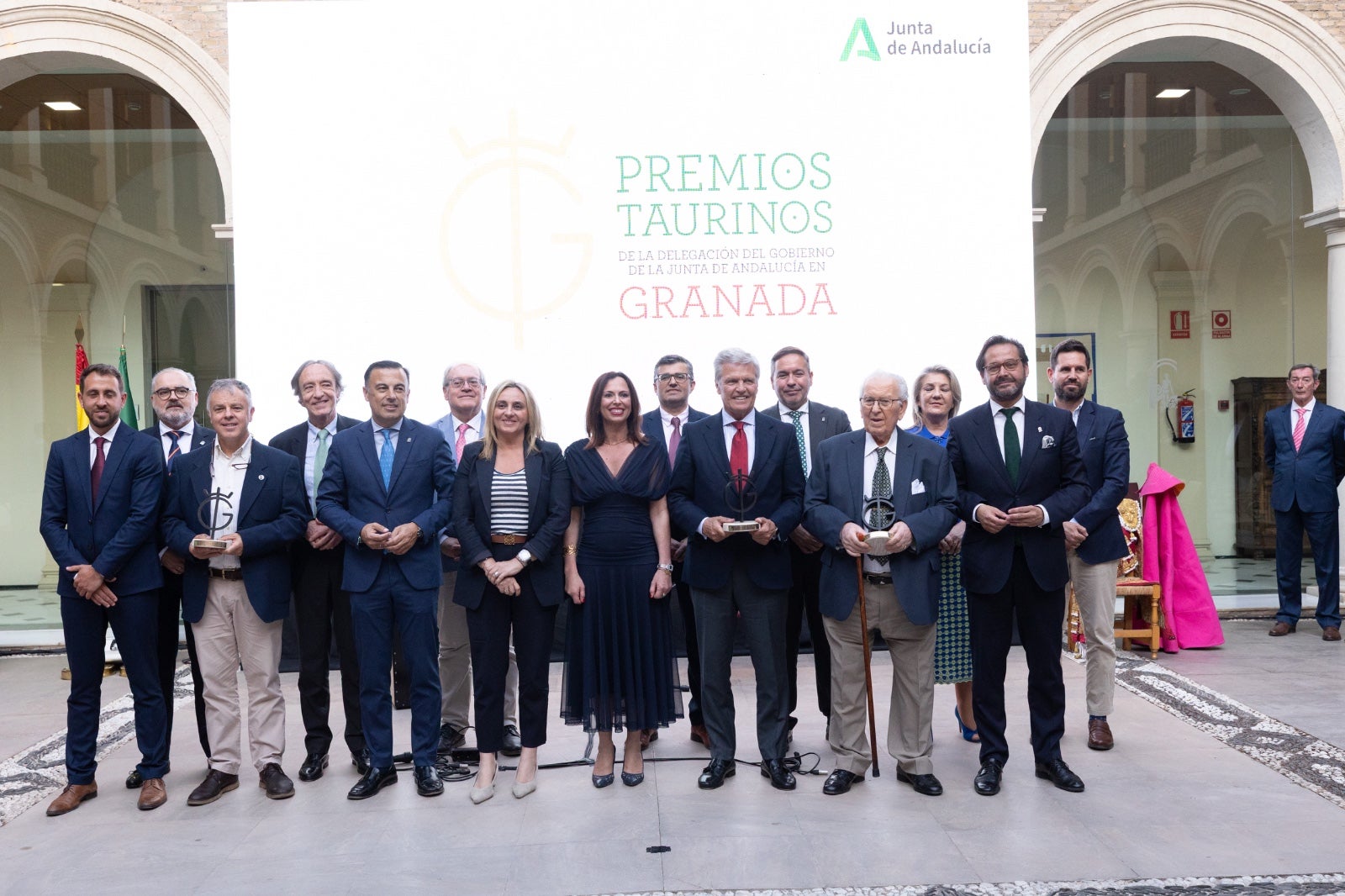 La Junta entrega los II Premios Provinciales de Tauromaquia en Granada | Ideal