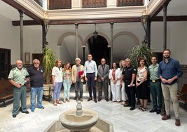 Participantes en la reunión entre el Ayuntamiento de Arjona, la Subdelegación del Gobierno y representantes de los Cuerpos de Seguridad del Estado.