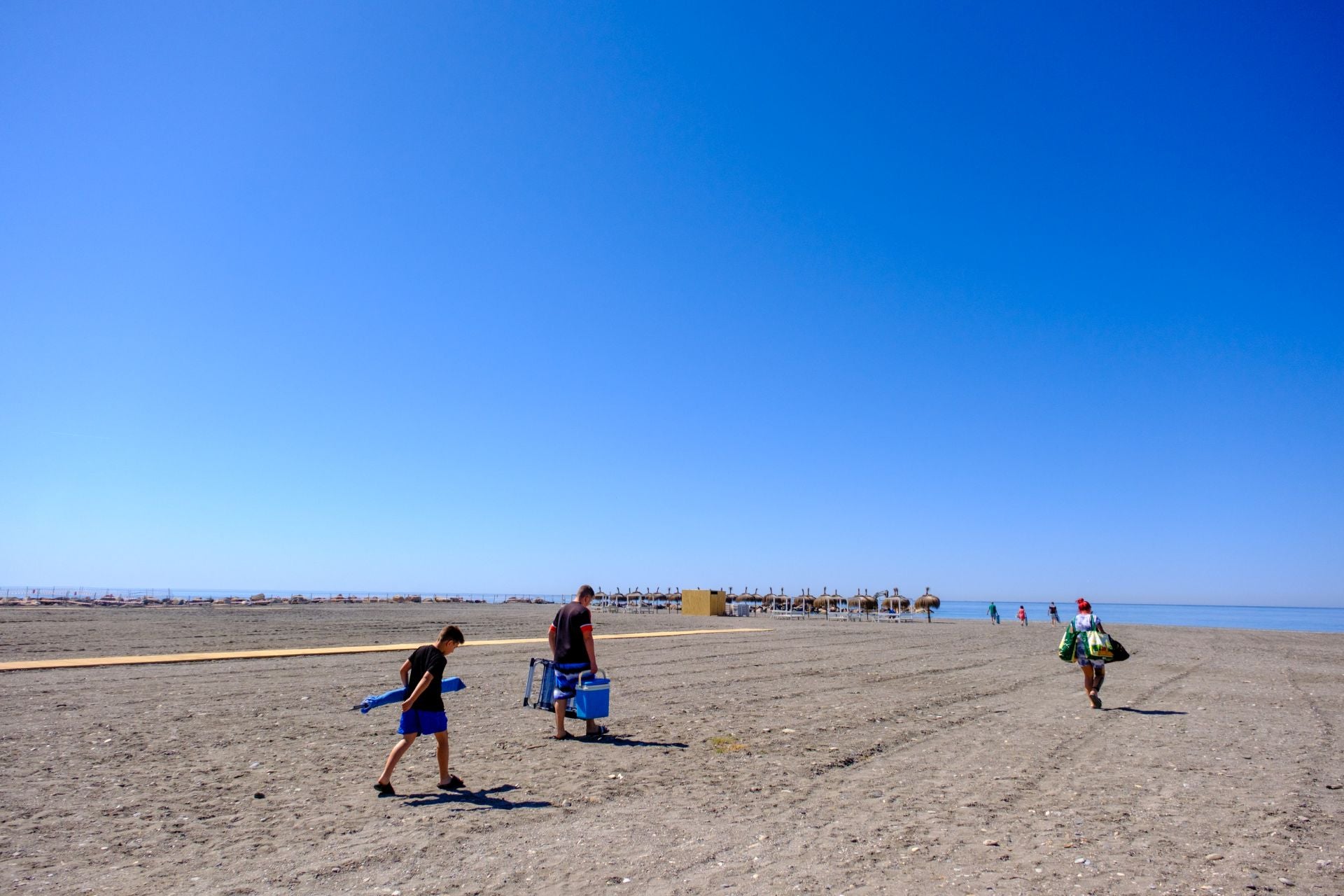 Así está Playa Granada con el espigón al 90%