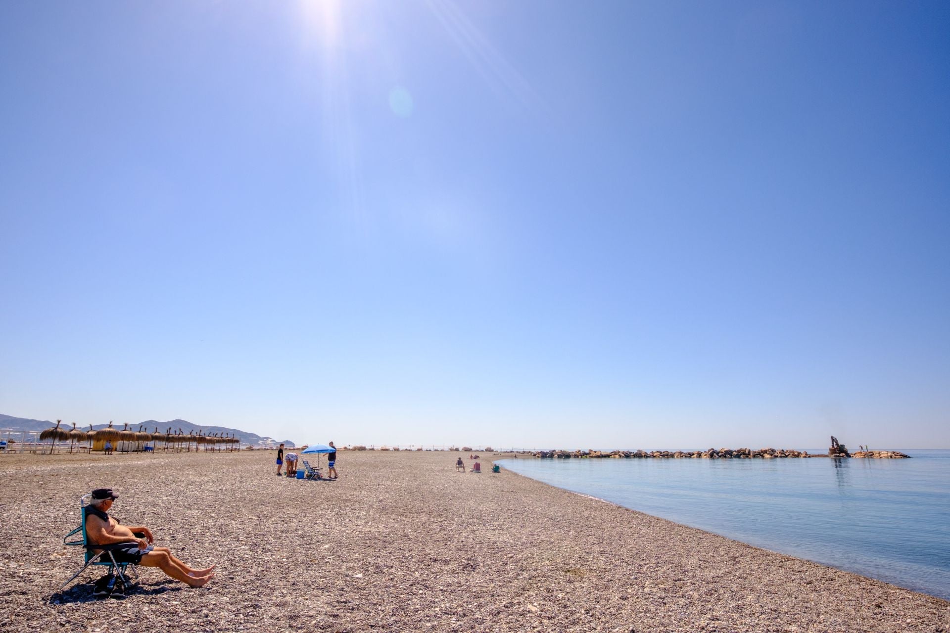 Así está Playa Granada con el espigón al 90%