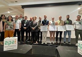 Entrega de premios a los mejores expedientes de los centros educativos.