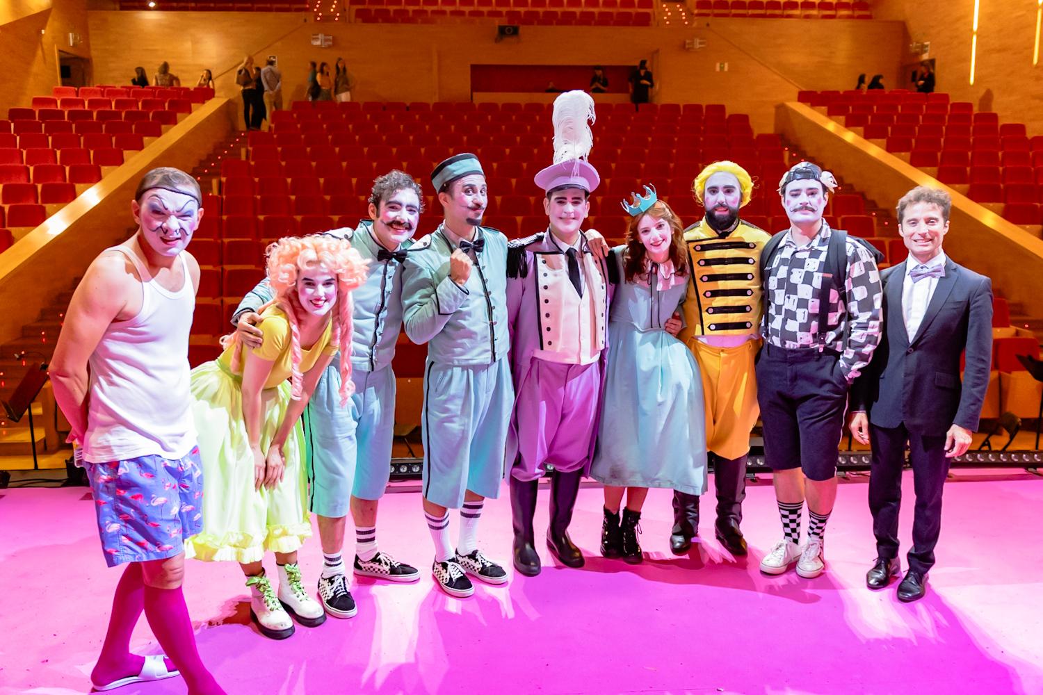 Las coloridas y divertidas imágenes de &#039;La cenicienta&#039;