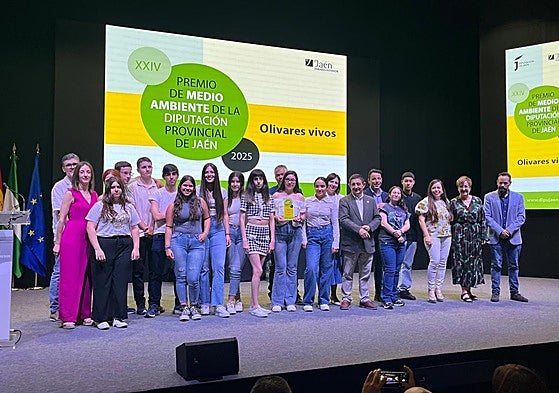 Alumnos de Martos, galardonados con uno de los premios de Medio Ambiente de Diputación.