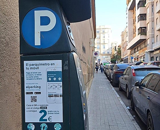 Parquímetro en la plaza de la Libertad, junto a la estación de autobuses.