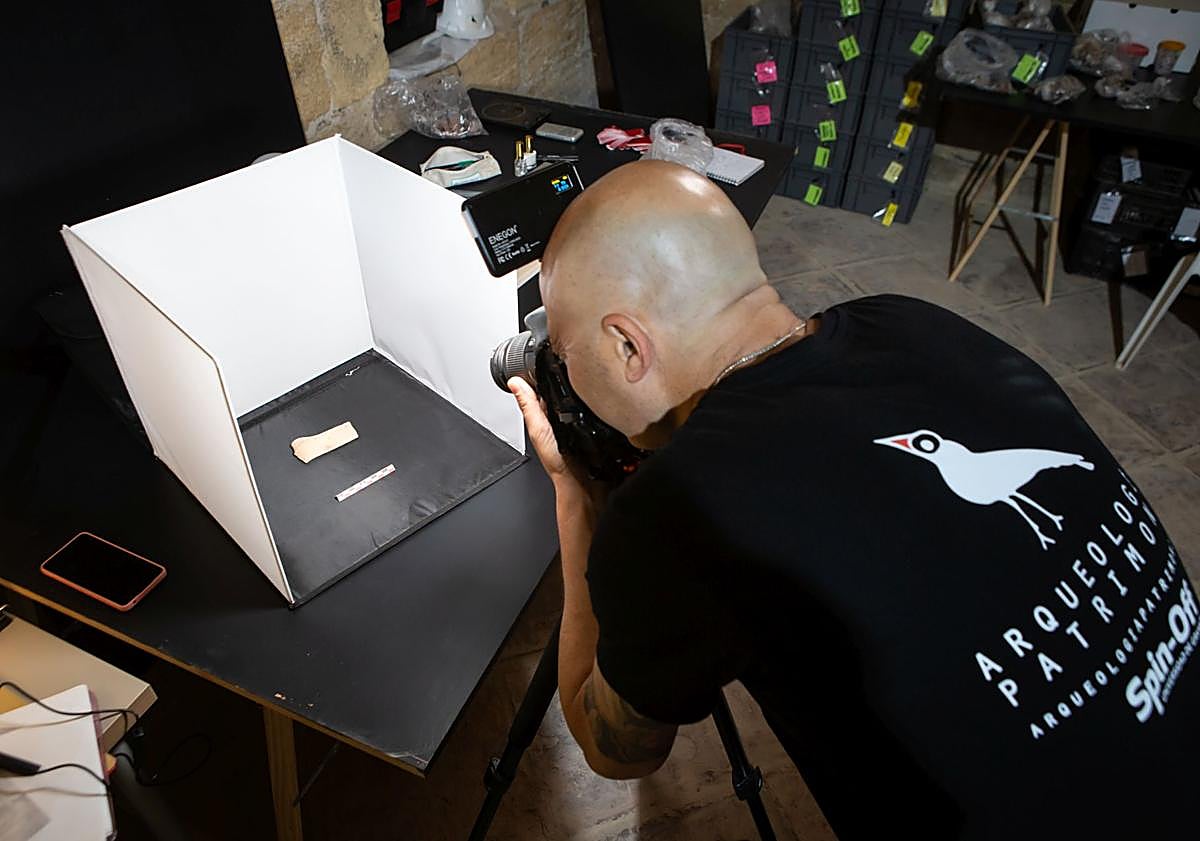 Imagen principal - Trabajo de laboratorio. 