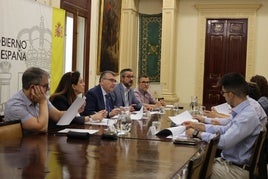 El subdelegado del Gobierno en Granada, José Antonio Montilla, ha destacado la importancia de estas ayudas como «instrumento fundamental para garantizar la reparación de los daños».