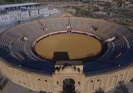 El vestusto coso veratense, uno de los más antiguos de Andalucía, abre sus puertas hoy.
