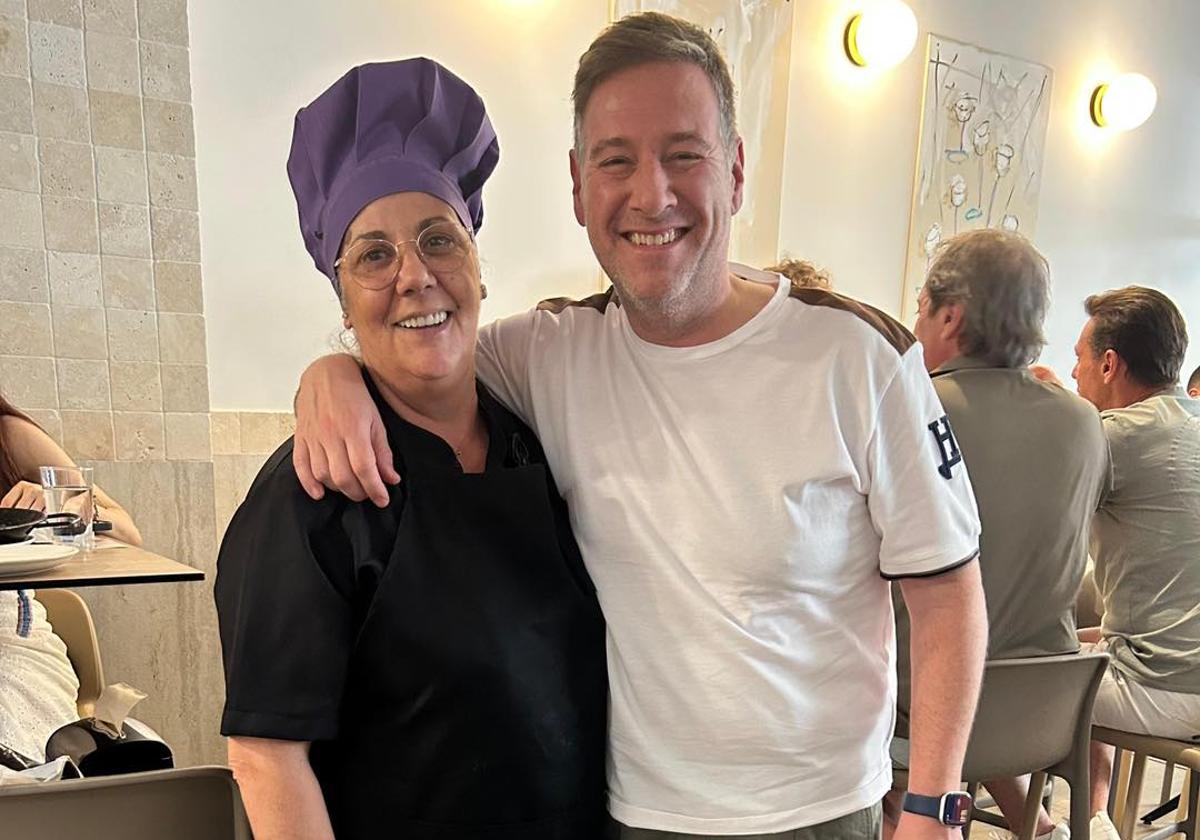 La comida «con imitaciones y sin gluten» de Carlos Latre en un conocido restaurante de Granada