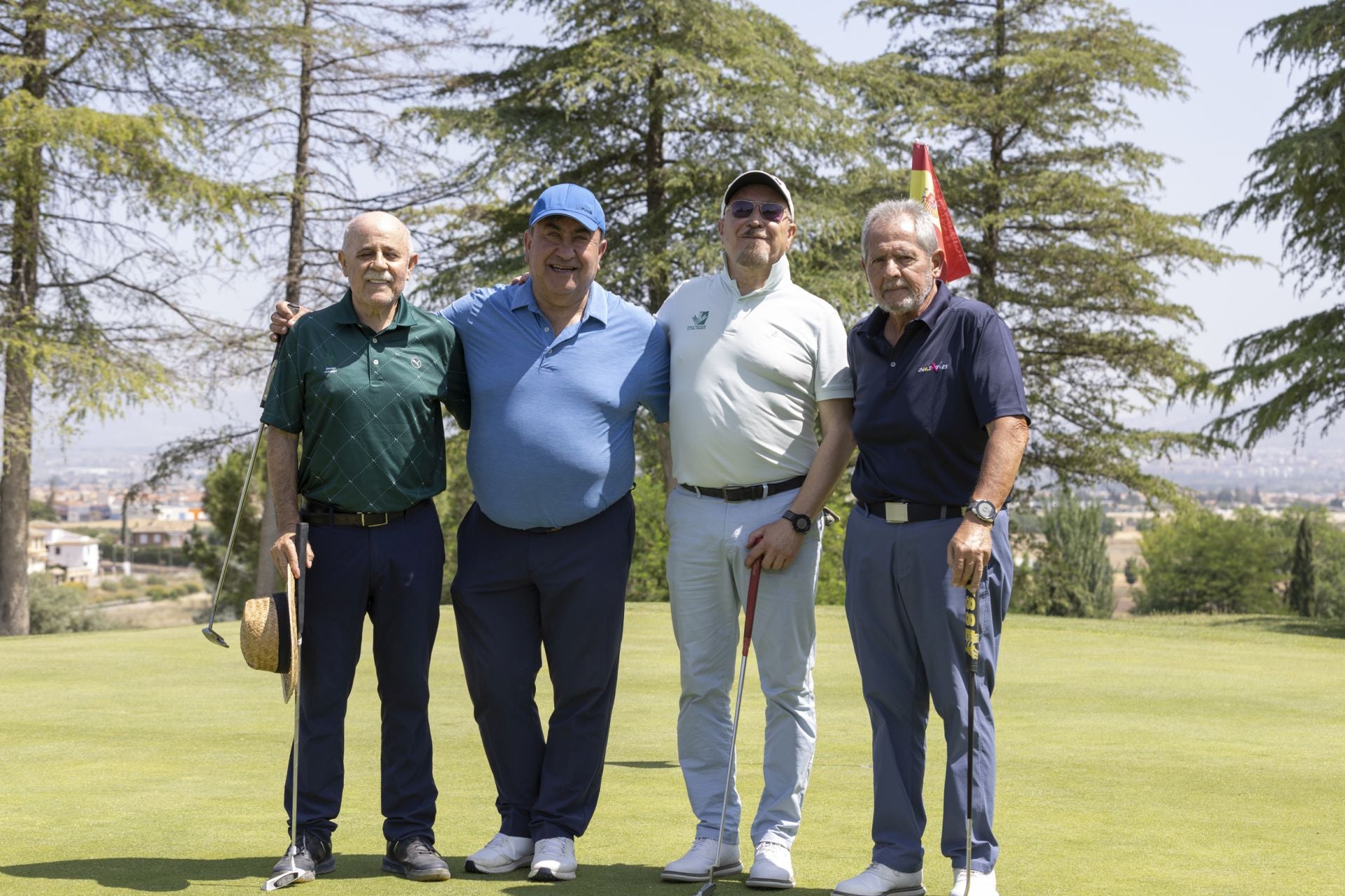 Encuéntrate en el Torneo de Golf del Colegio de Aparejadores de Granada y IV memorial Vicente de Luna Cambil