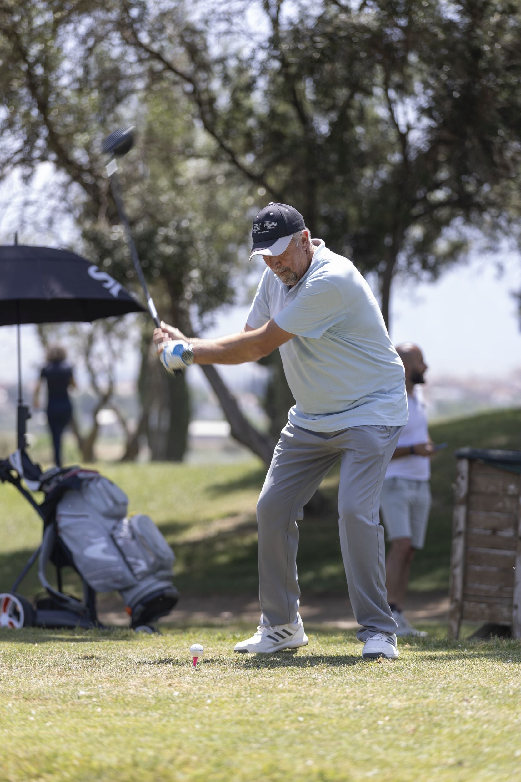 Encuéntrate en el Torneo de Golf del Colegio de Aparejadores de Granada y IV memorial Vicente de Luna Cambil