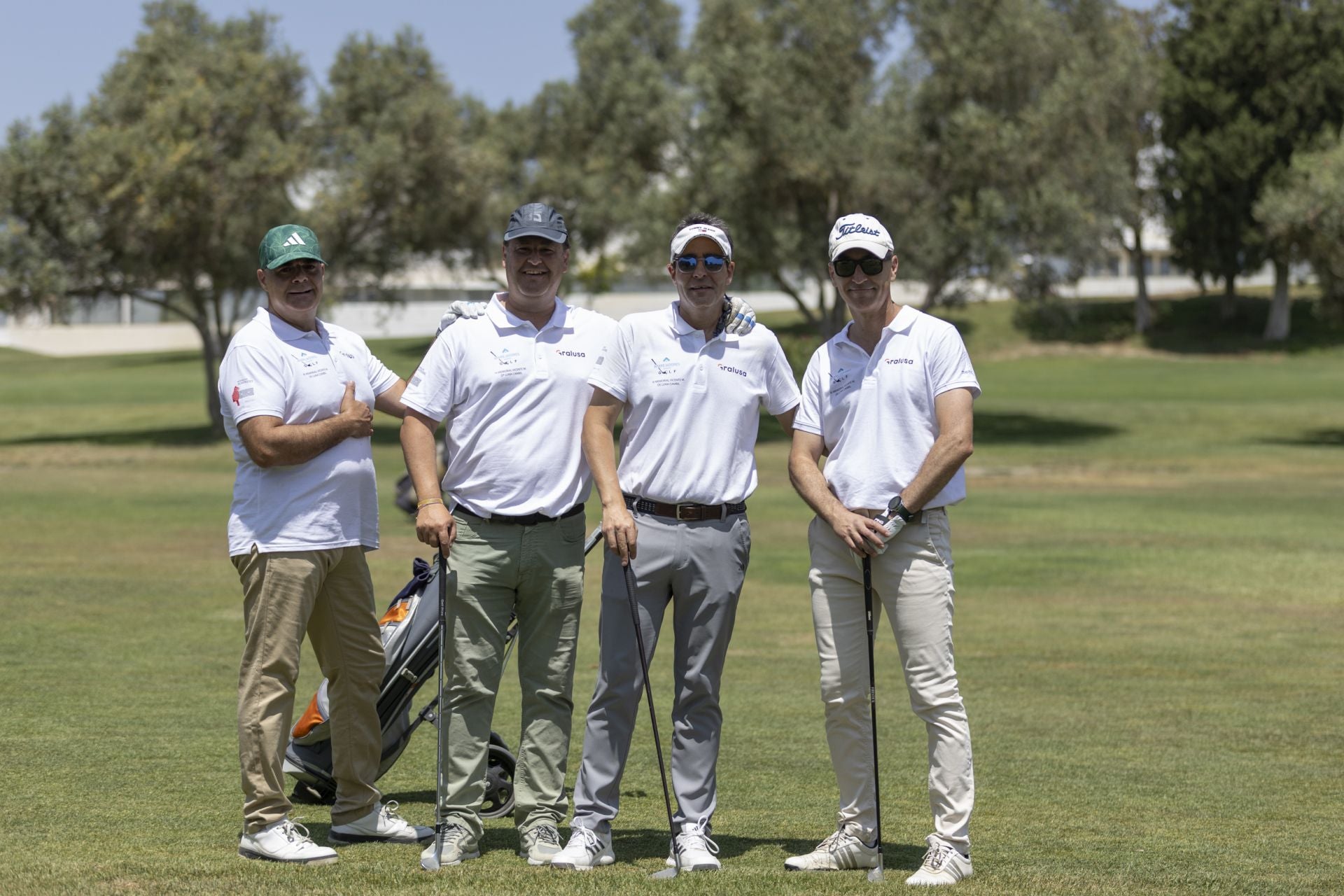 Encuéntrate en el Torneo de Golf del Colegio de Aparejadores de Granada y IV memorial Vicente de Luna Cambil