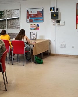 Puzles científicos, una idea de Ciencias que ayuda a los estudiantes a relajarse con una actividad colaborativa
