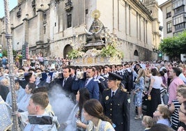 La Virgen de la Capilla a su paso por el centro de la capital.