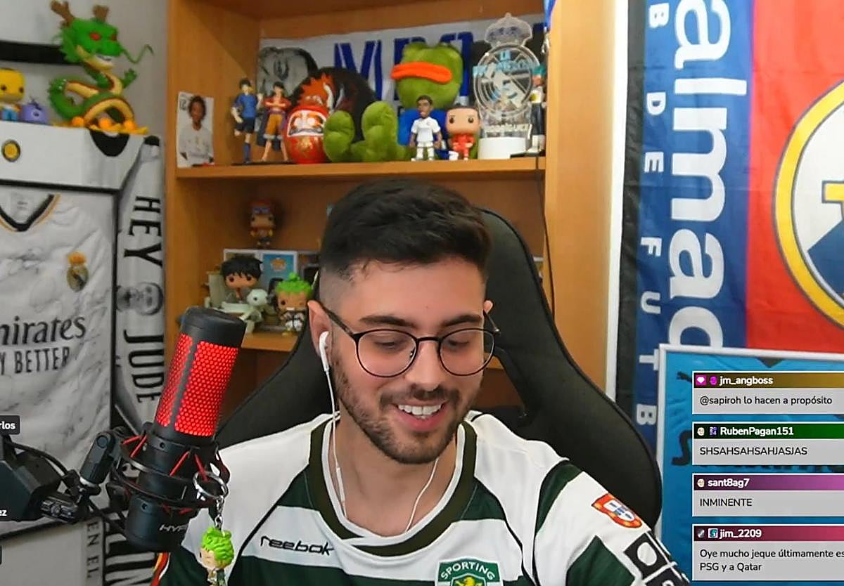 Álvaro Córdoba en uno de sus directos.