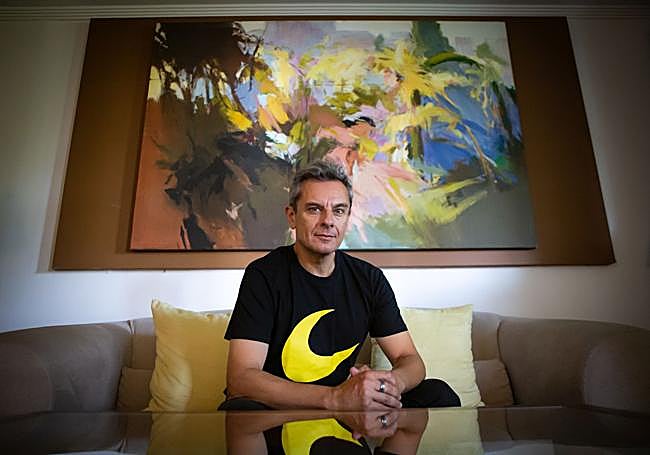 En uno de los salones del Carmen de la Victoria.