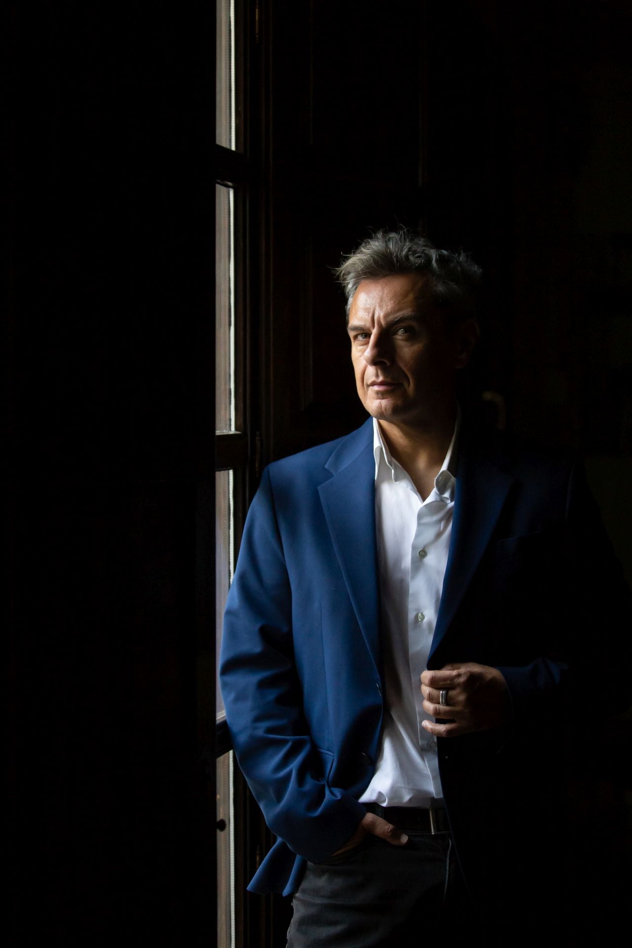 Mauricio representa normalmente personajes relacionados con el drama.