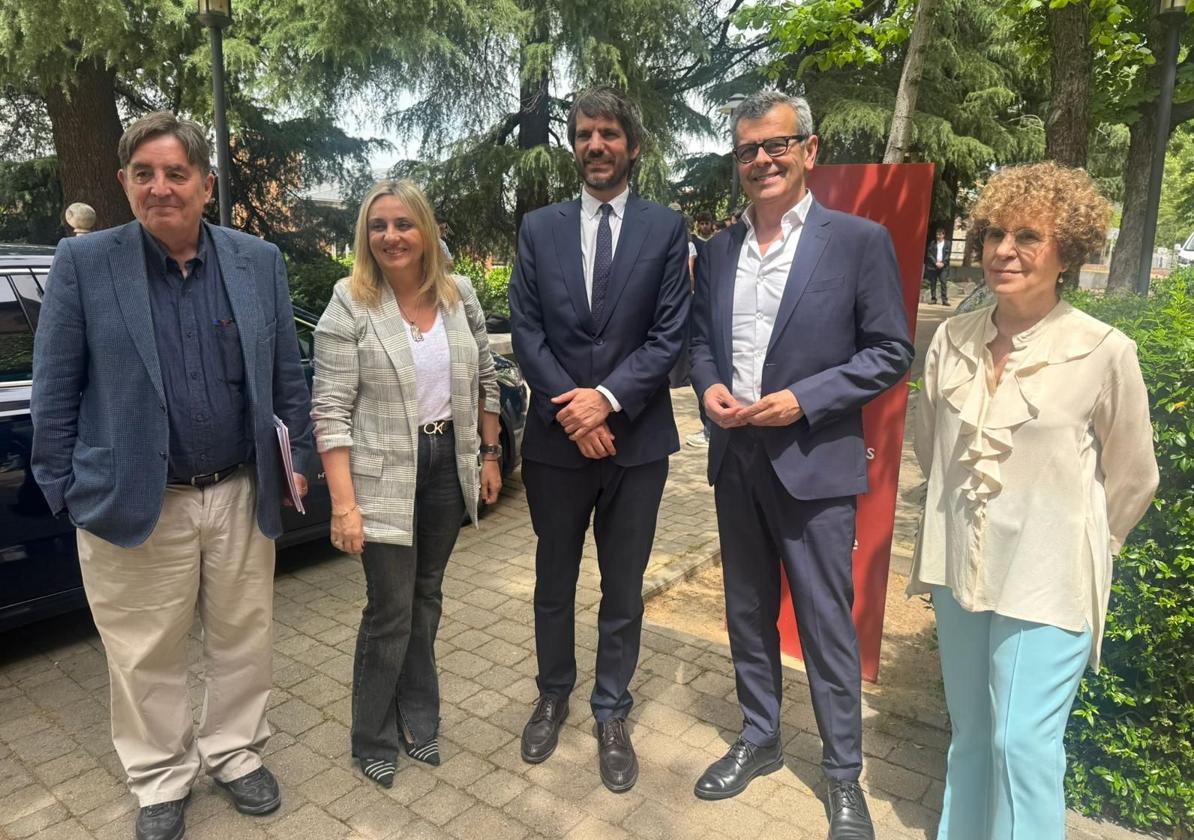 Reunión del Ayuntamiento de Granada con el Ministerio de Cultura.