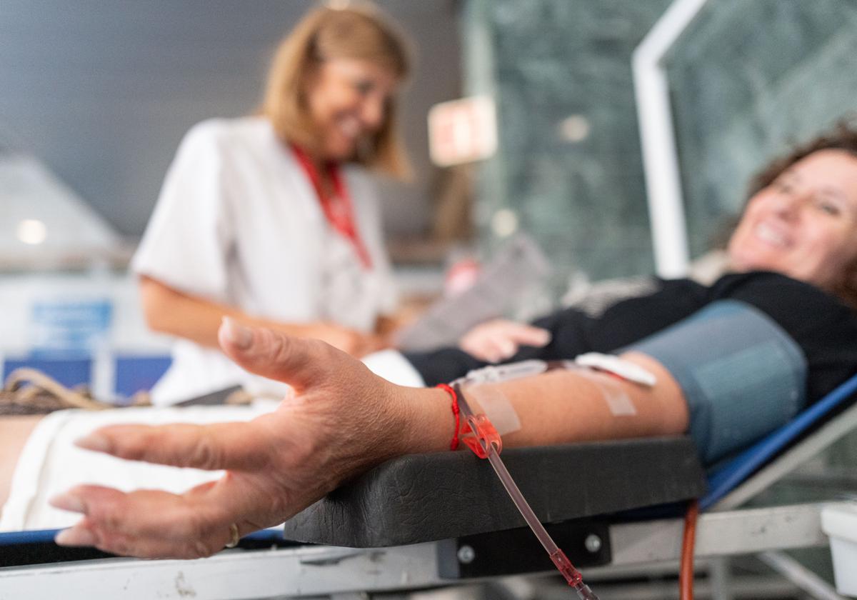 El Palacio de Congresos acoge una gran colecta de sangre en el día mundial de donante