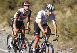 Joao Almeida y Juan Ayuso, 'dos gallitos' juntos en el UAE Emirates.