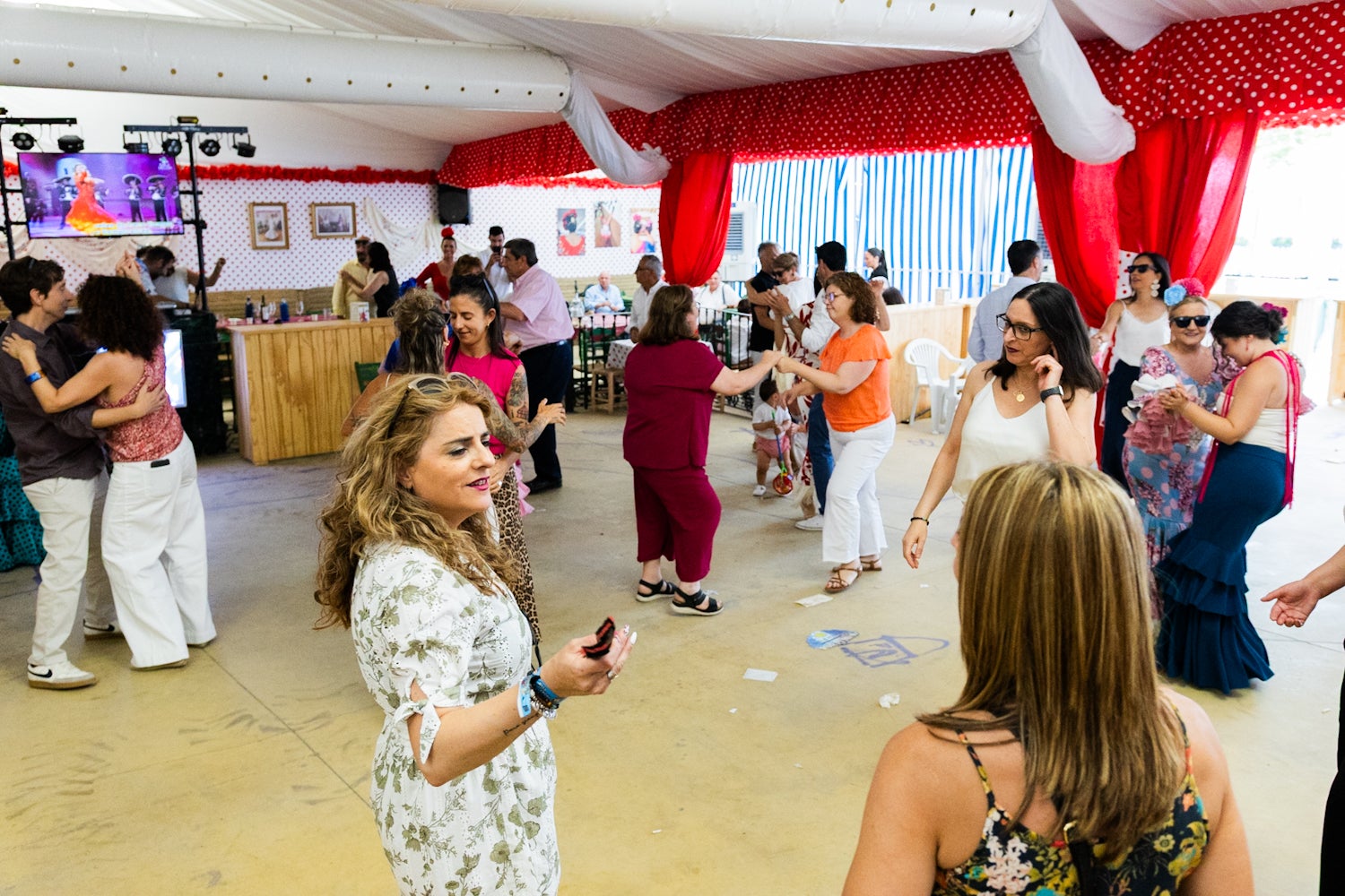 Granada disfruta del domingo de Corpus