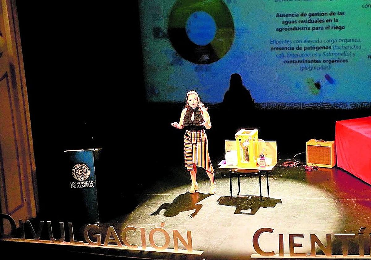 'Tesis en 3 minutos' regresa para llenar de ciencia el centro de Almería