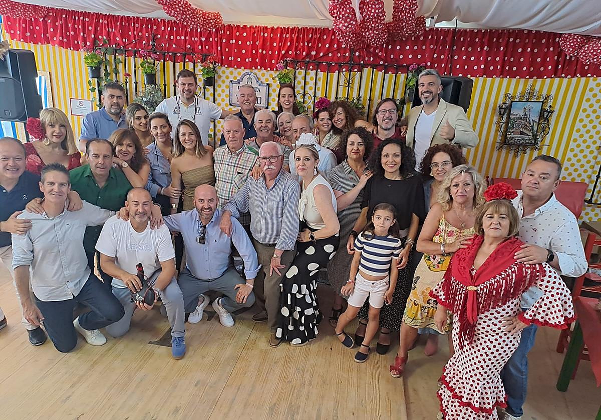 El Tronío se volcó en el homenaje a Luis Fernández.