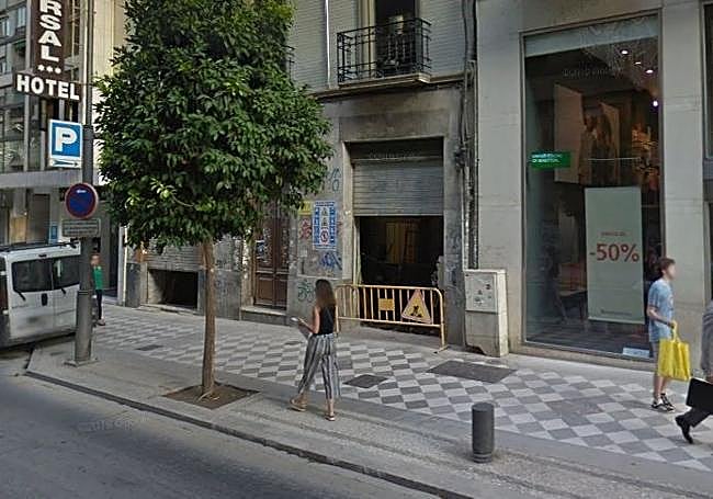 Local de Recogidas 14 en el que actualmente se ubica Stradivarius en 2017, cuando estaba en obras