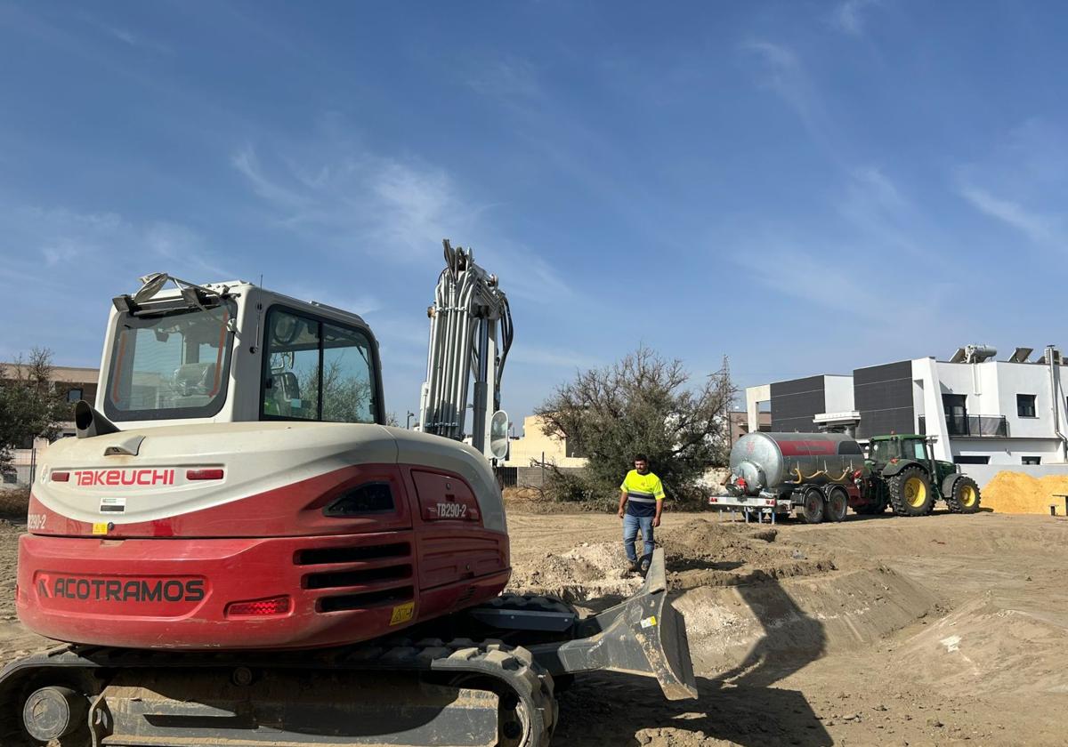 Obras en el parque río Cubillas, en Cúllar Vega.