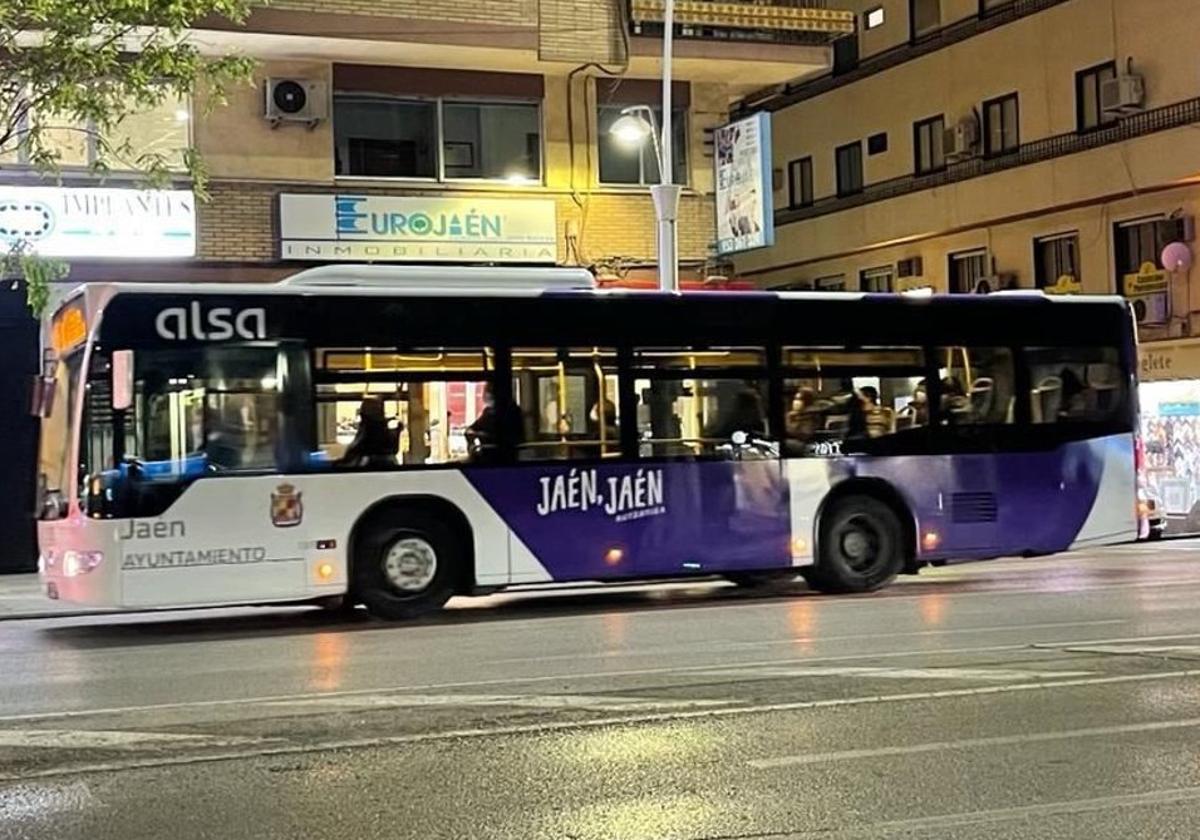 El PP exige la mejora del autobús urbano, con...