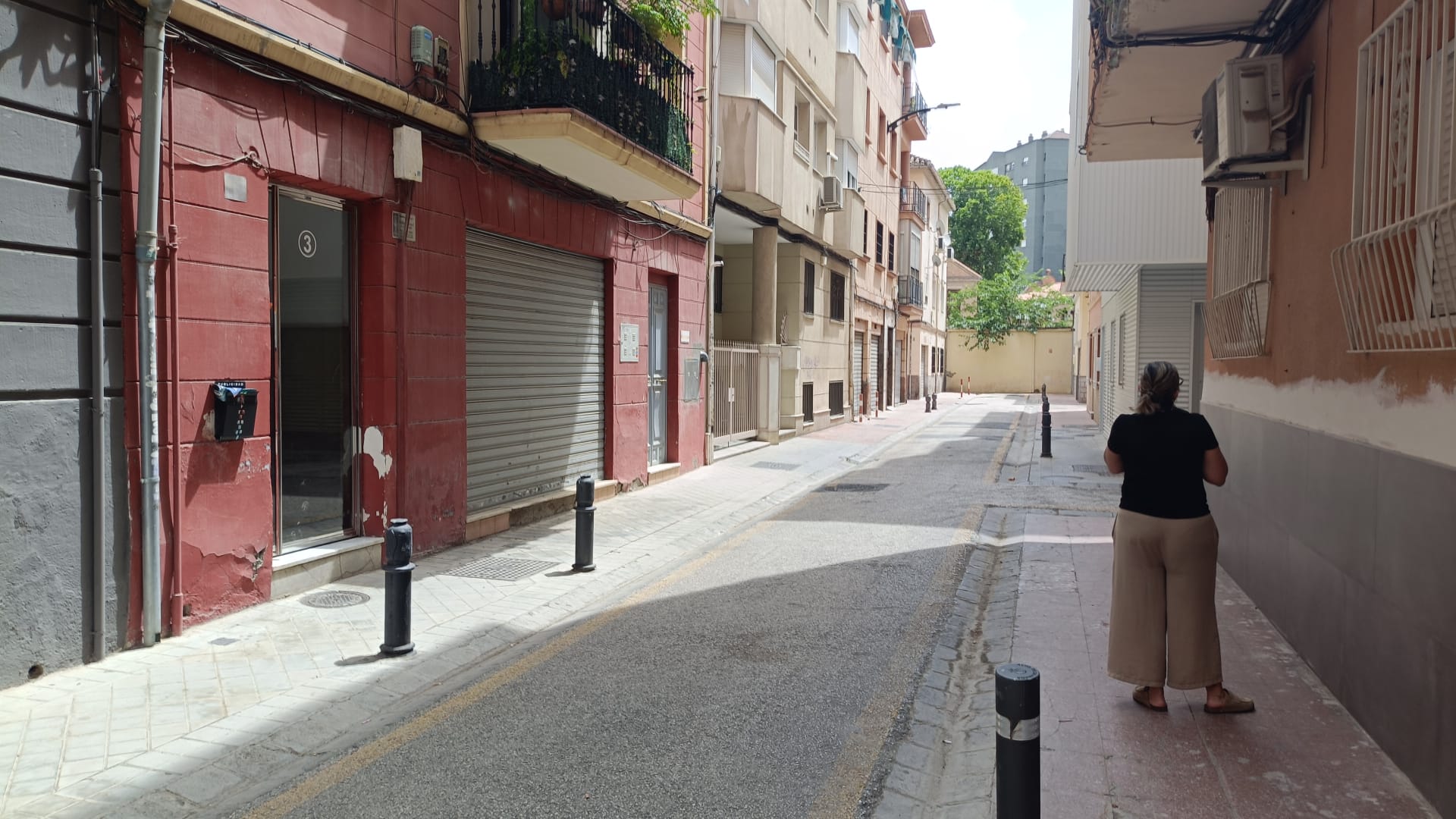 Recorrido por los negocios cerrados del barrio Fígares