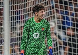 Ander Astralaga celebra una acción con el filial del Barcelona.