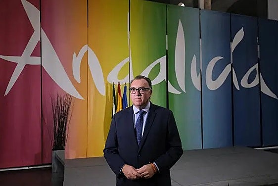 El consejero de Turismo y Andalucía Exterior, Arturo Bernal