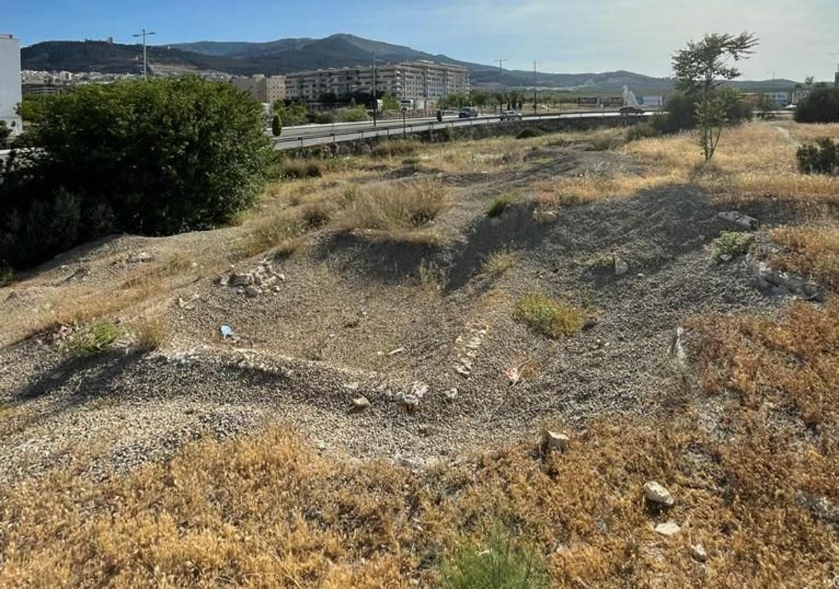 Sin ofertas para la intervención arqueológica del...