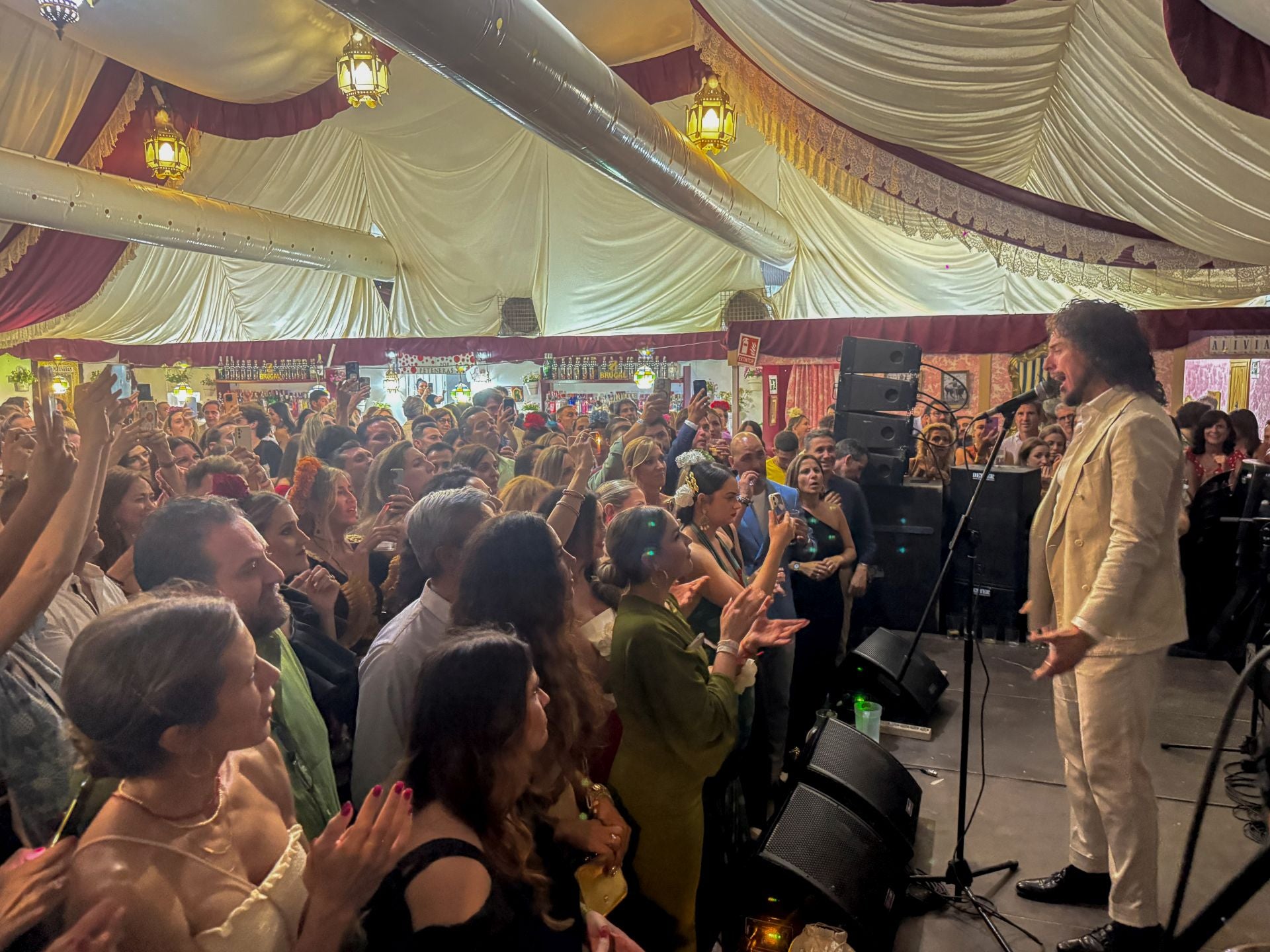 Las mejores imágenes del viernes de Corpus: los Morente, los Mutantes y la manta de agua