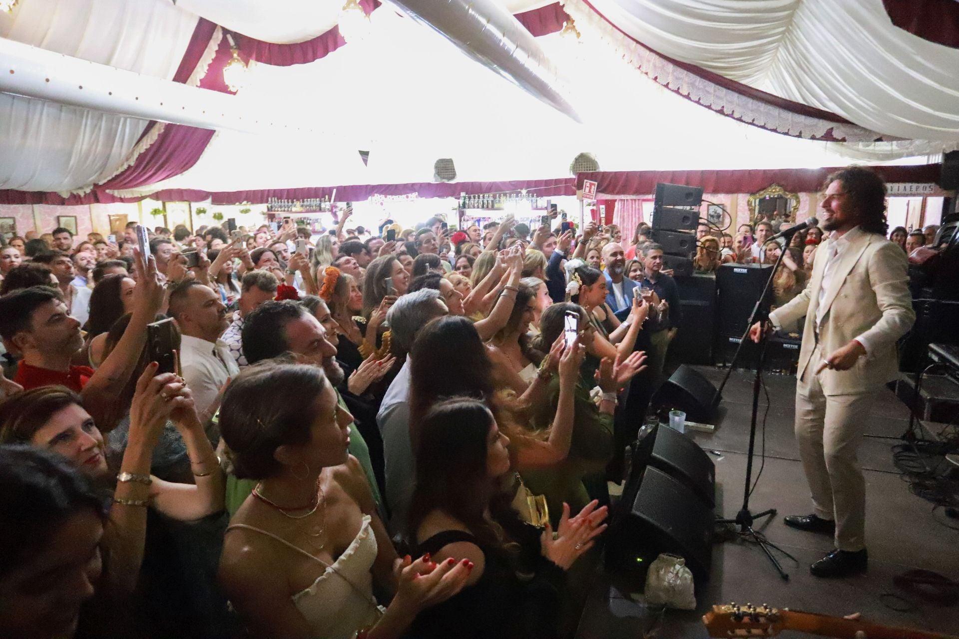 Las mejores imágenes del viernes de Corpus: los Morente, los Mutantes y la manta de agua