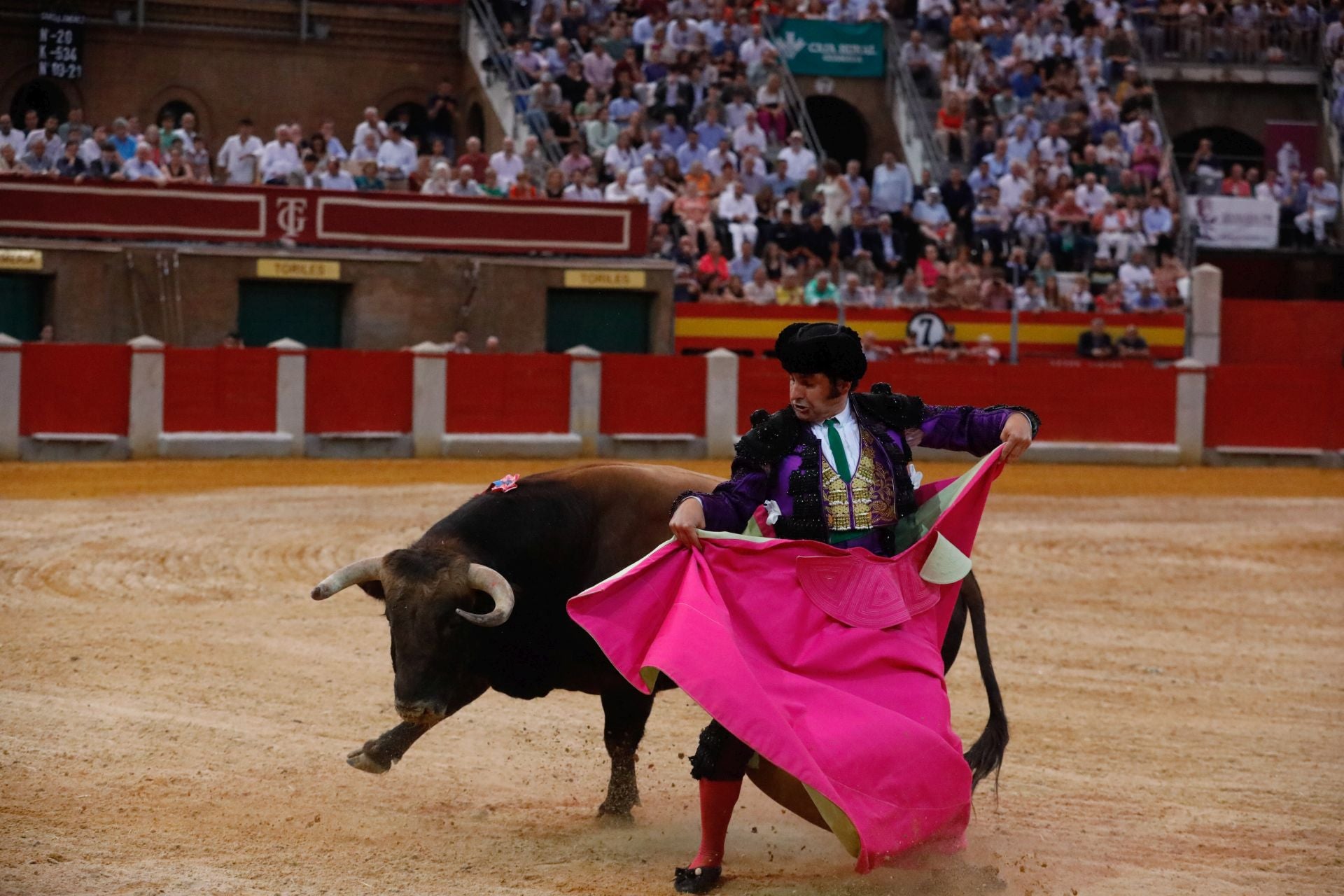 Las mejores imágenes del viernes de Corpus en la Plaza de Toros de Granada