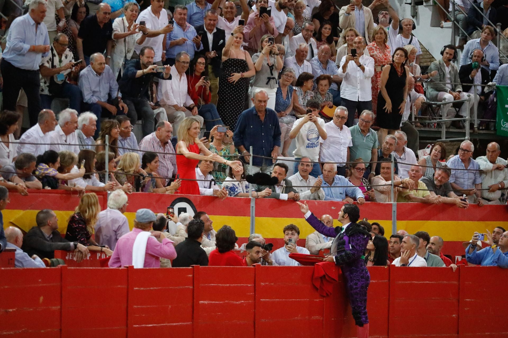 Las mejores imágenes del viernes de Corpus en la Plaza de Toros de Granada