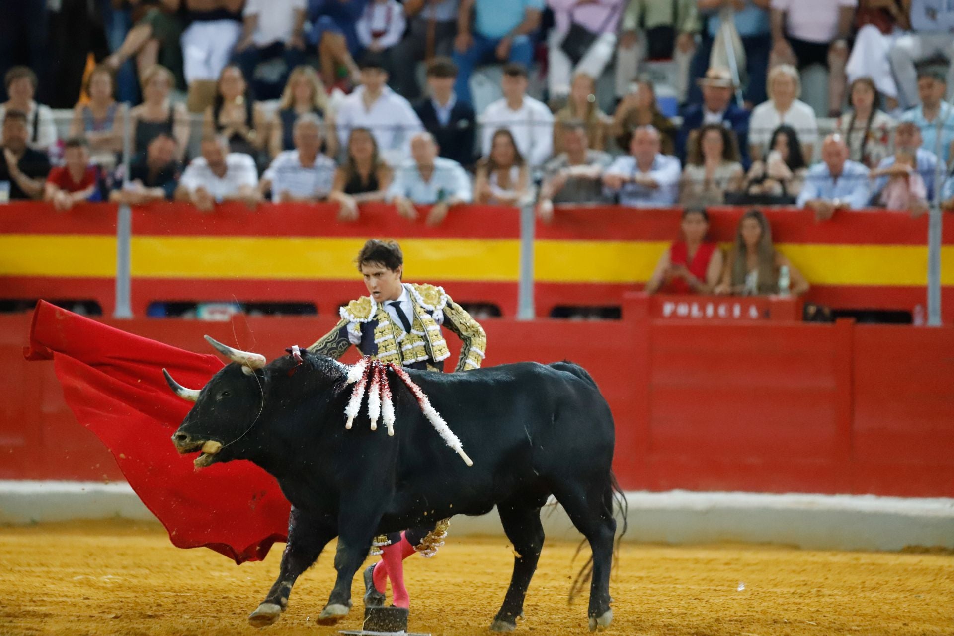 Las mejores imágenes del viernes de Corpus en la Plaza de Toros de Granada