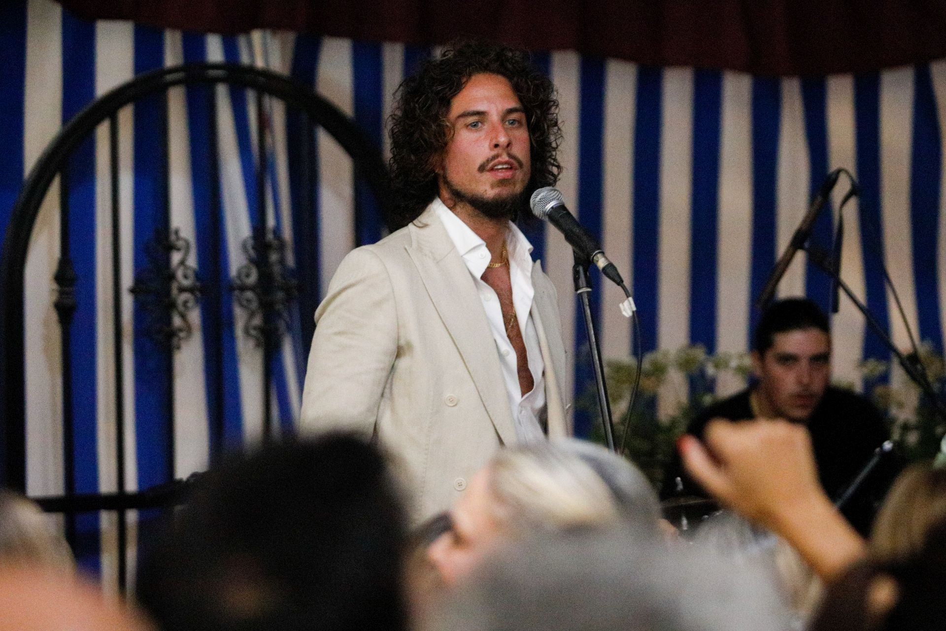 Las mejores imágenes del viernes de Corpus: los Morente, los Mutantes y la manta de agua