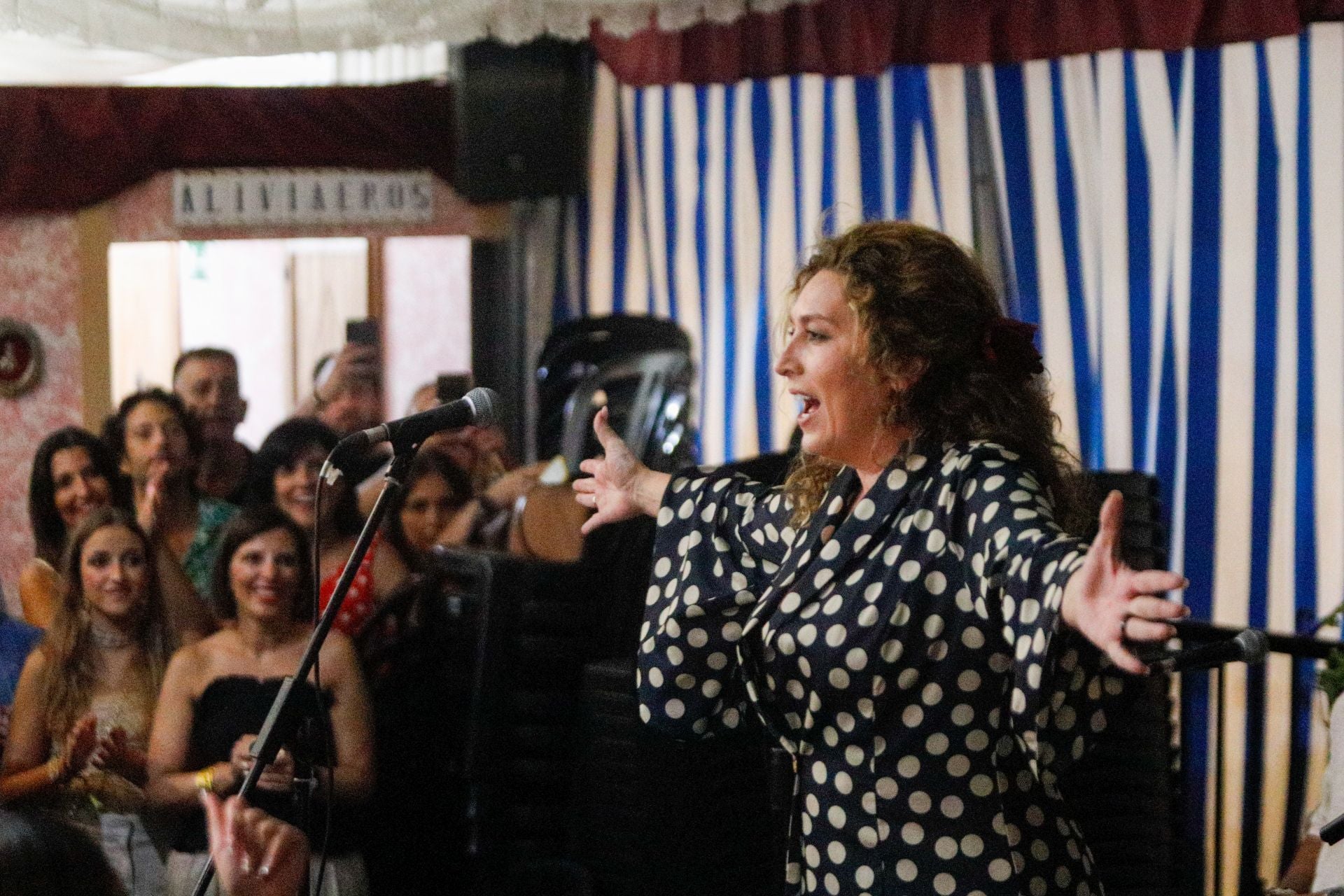 Las mejores imágenes del viernes de Corpus: los Morente, los Mutantes y la manta de agua