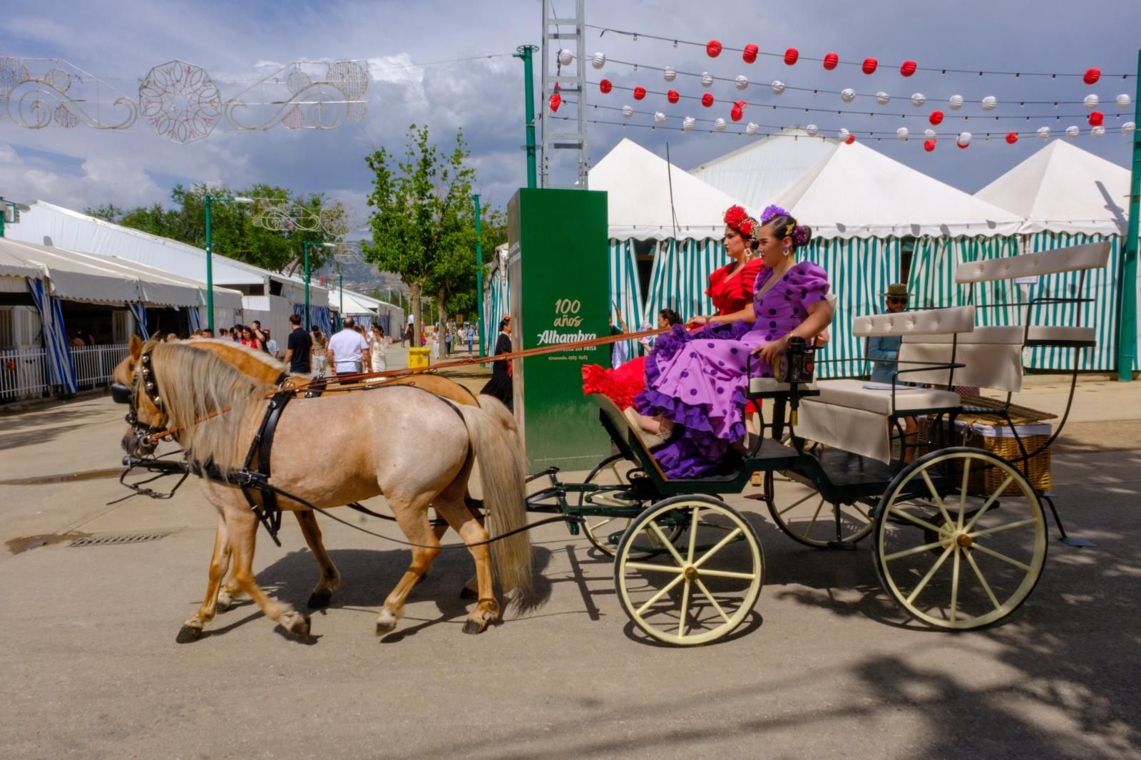 La exhibición de enganches en el ferial de Granada, en imágenes
