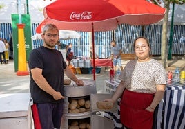 La tradición de las patatas asadas en Granada.