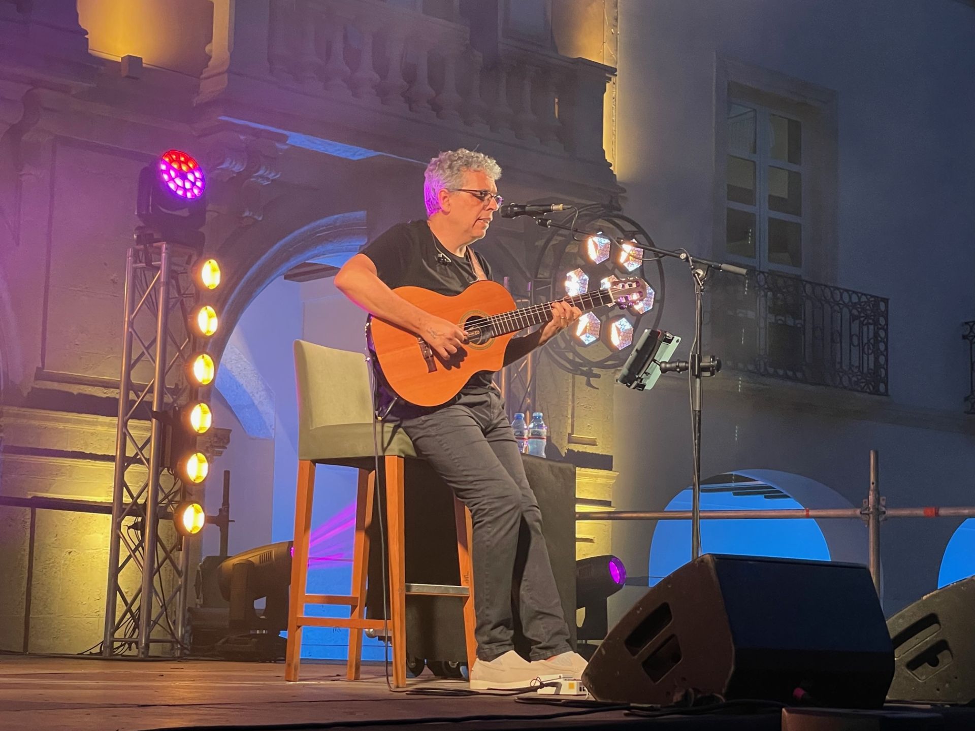 Pedro Guerra, poesía que que 'contamina' el alma |...