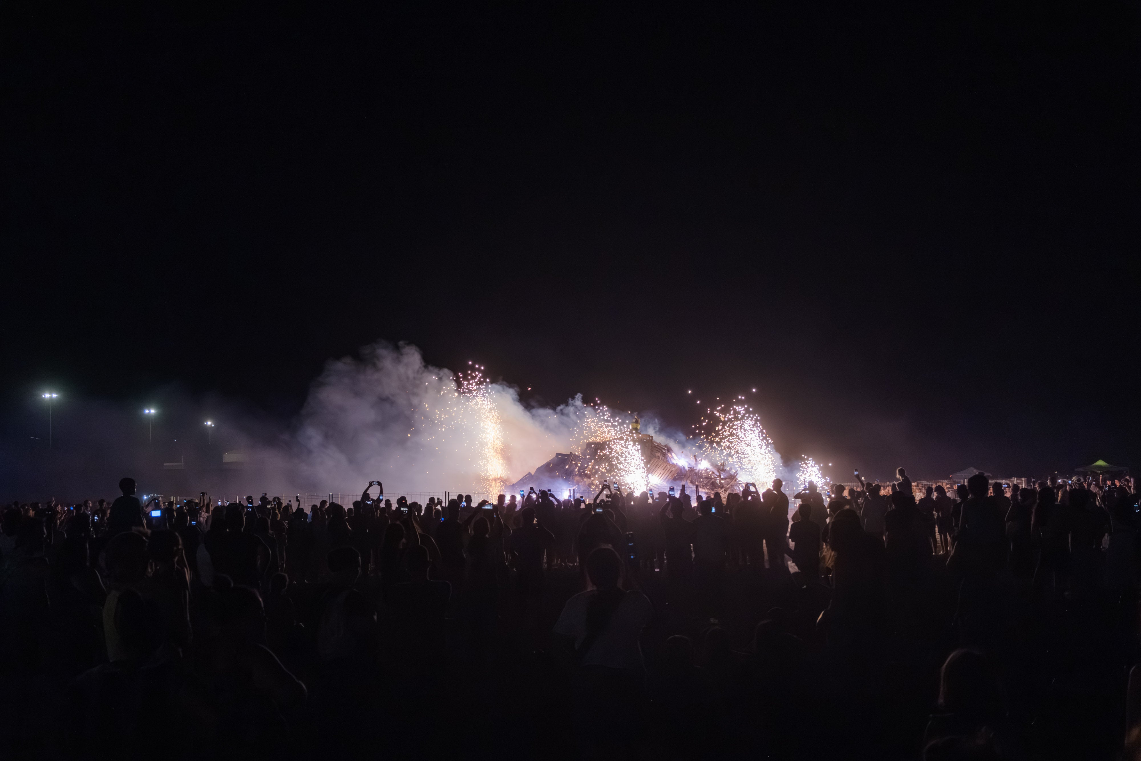 La noche de San Juan en la Costa de Granada, en imágenes