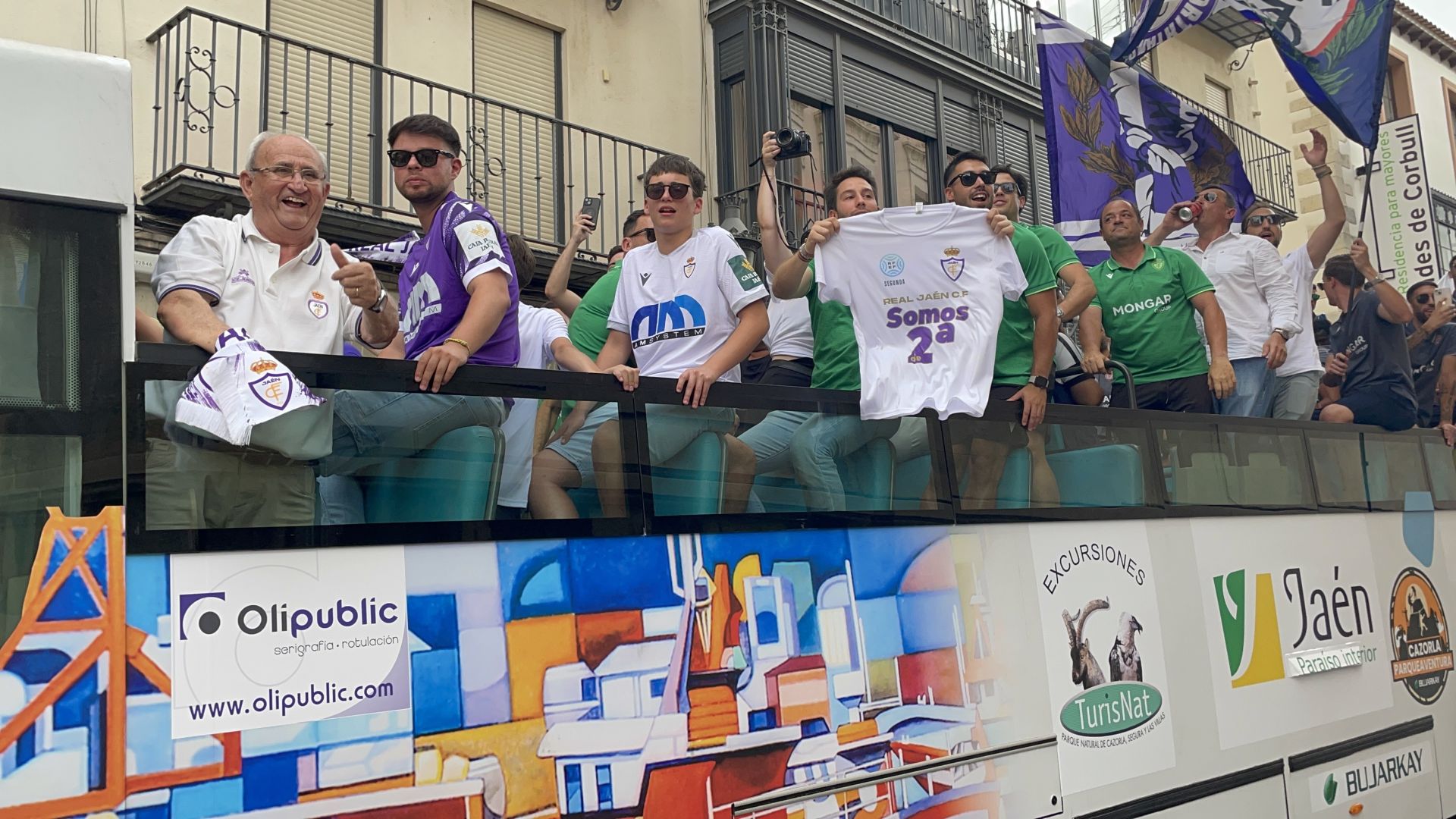 La fiesta del ascenso del Real Jaén, en imágenes
