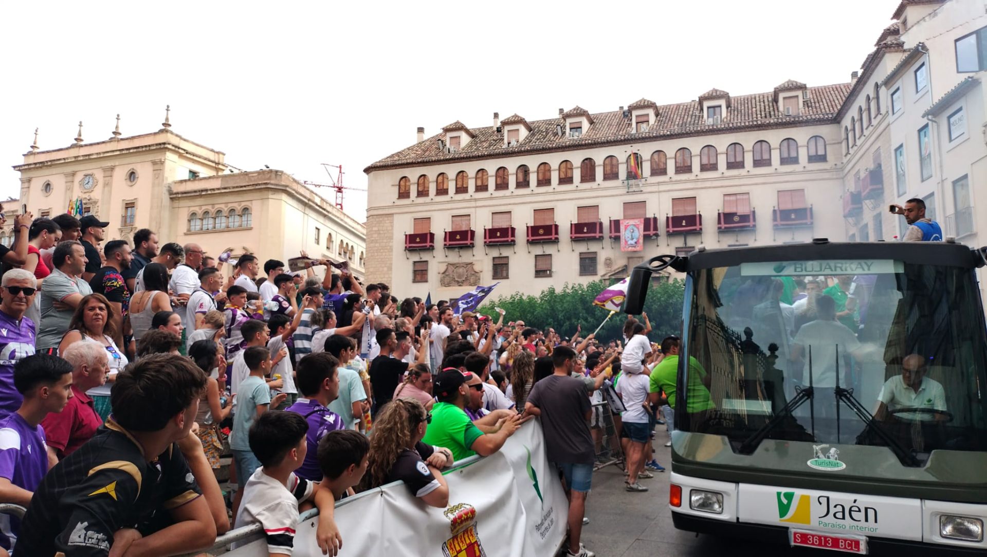 La fiesta del ascenso del Real Jaén, en imágenes