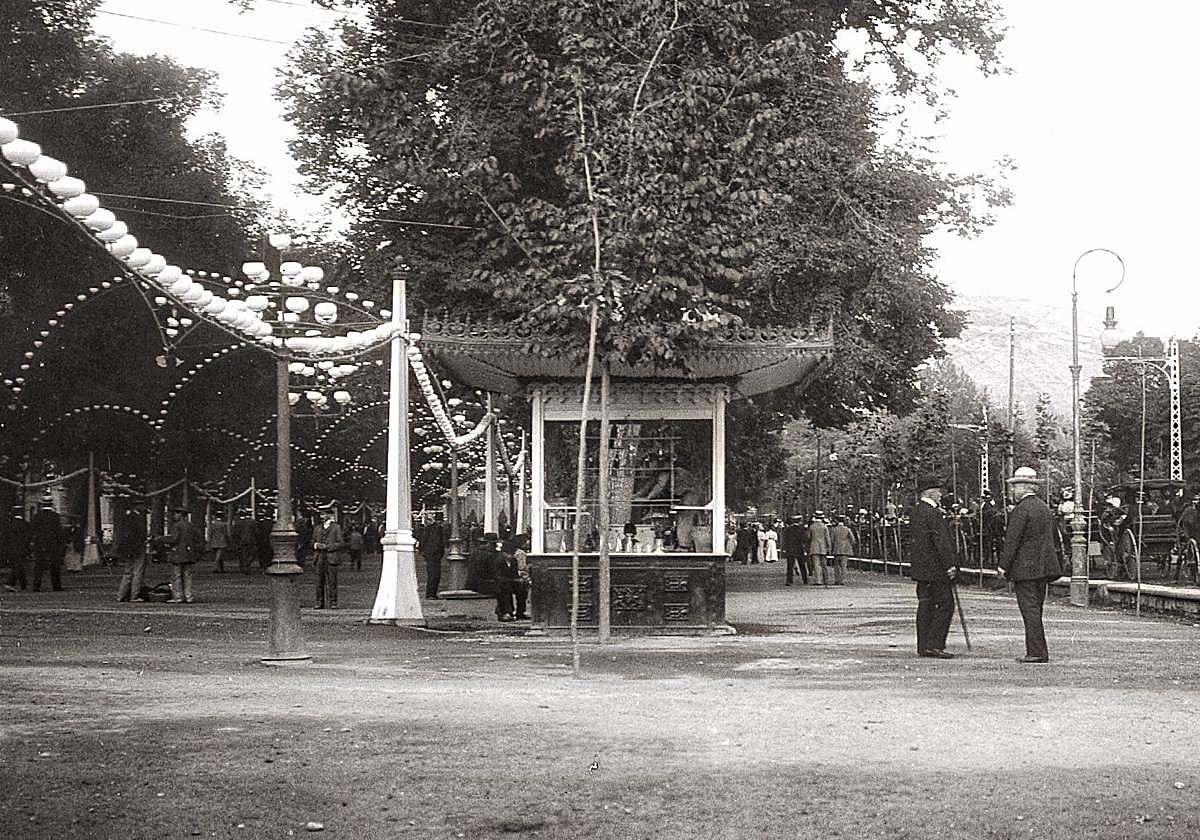 Quiosco en el Paseo del Salón