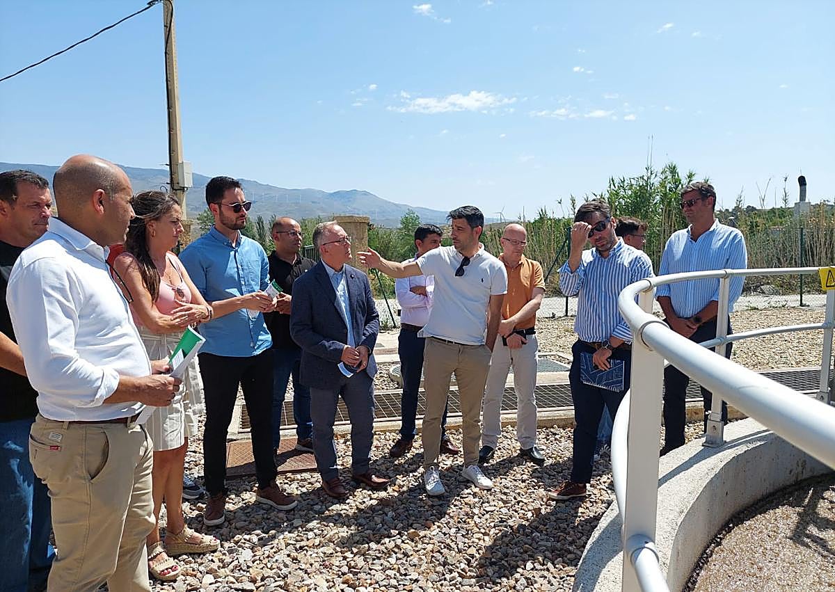 Imagen secundaria 1 - La Junta entrega la EDAR de Abla al Ayuntamiento tras una inversión de más de un millón de euros